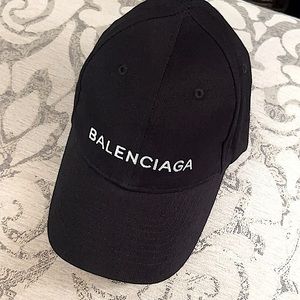 BALENCIAGA CLASSIC BASEBALL CAP